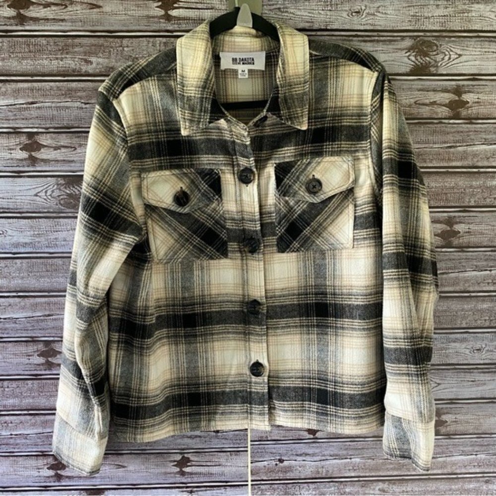 BB Dakota Steve Madden Slightly Cropped Jacket/Shacket Size M